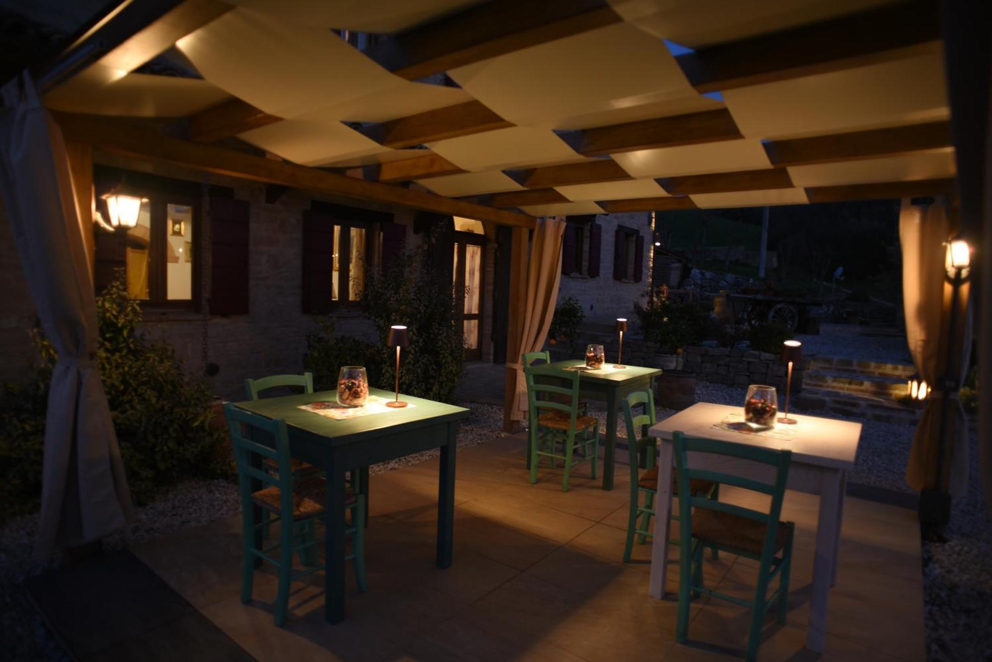 Quelli Del Picchio Bed & Breakfast Cupramontana Ngoại thất bức ảnh