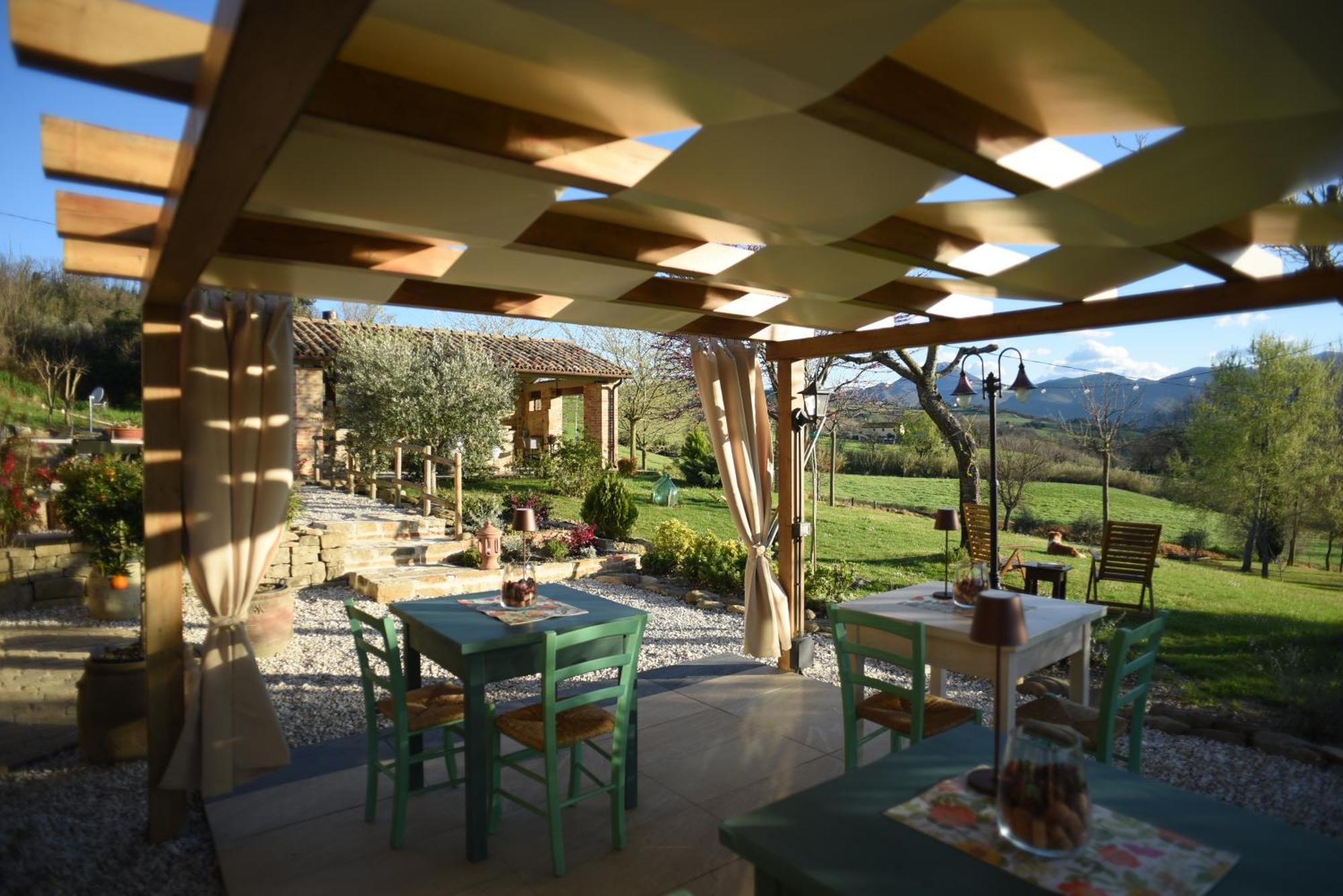 Quelli Del Picchio Bed & Breakfast Cupramontana Ngoại thất bức ảnh