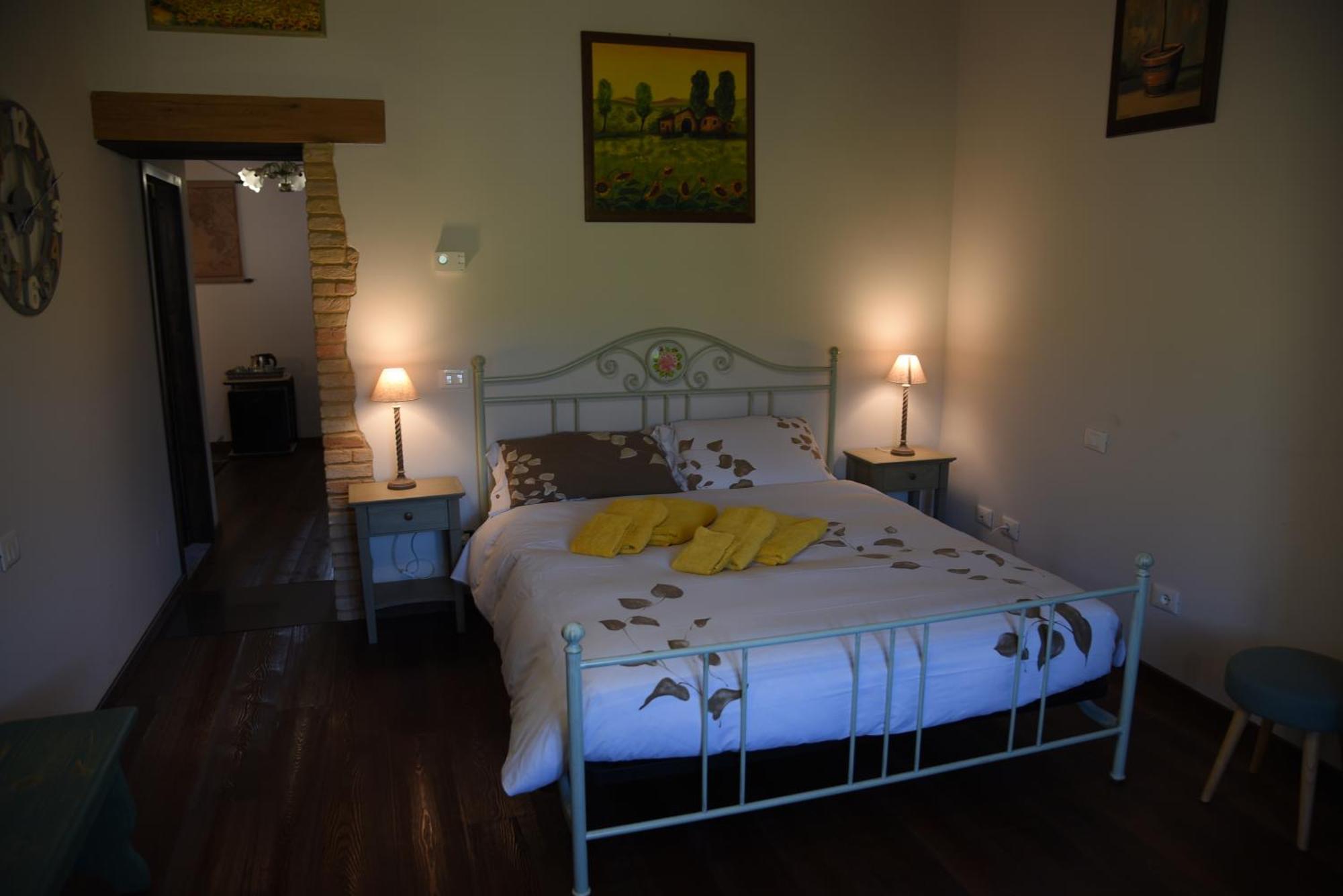 Quelli Del Picchio Bed & Breakfast Cupramontana Ngoại thất bức ảnh